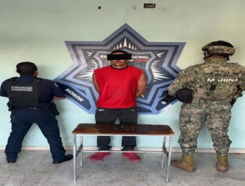 Detienen SSPM y Marina a dos hombres por portar armas en Cajeme