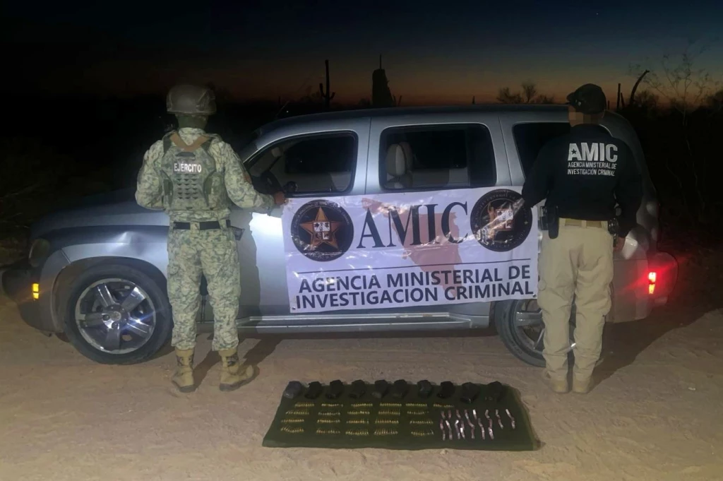 Asegura AMIC y DEFENSA vehículo, municiones y droga en Sonoyta