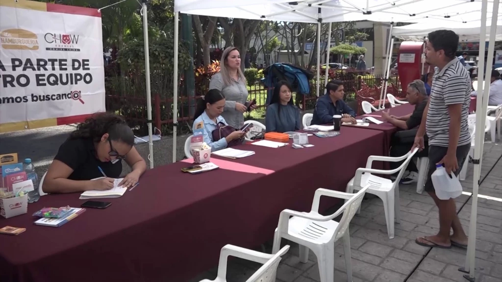 Los jóvenes representan el 60% del padrón de buscadores de empleo del SNE