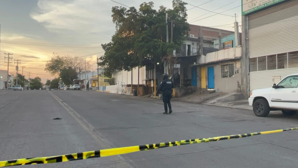 Ataque armado deja a padre y su hijo heridos en la colonia Jorge Almada, en Culiacán