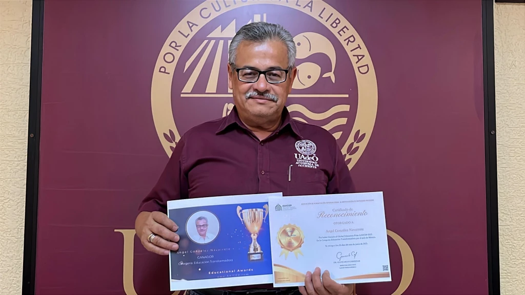 Docente de la UAdeO Mazatlán gana premio internacional por impulsar educación transformadora