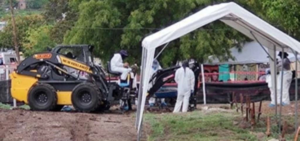 Continúan trabajos de exhumaciones en Culiacán