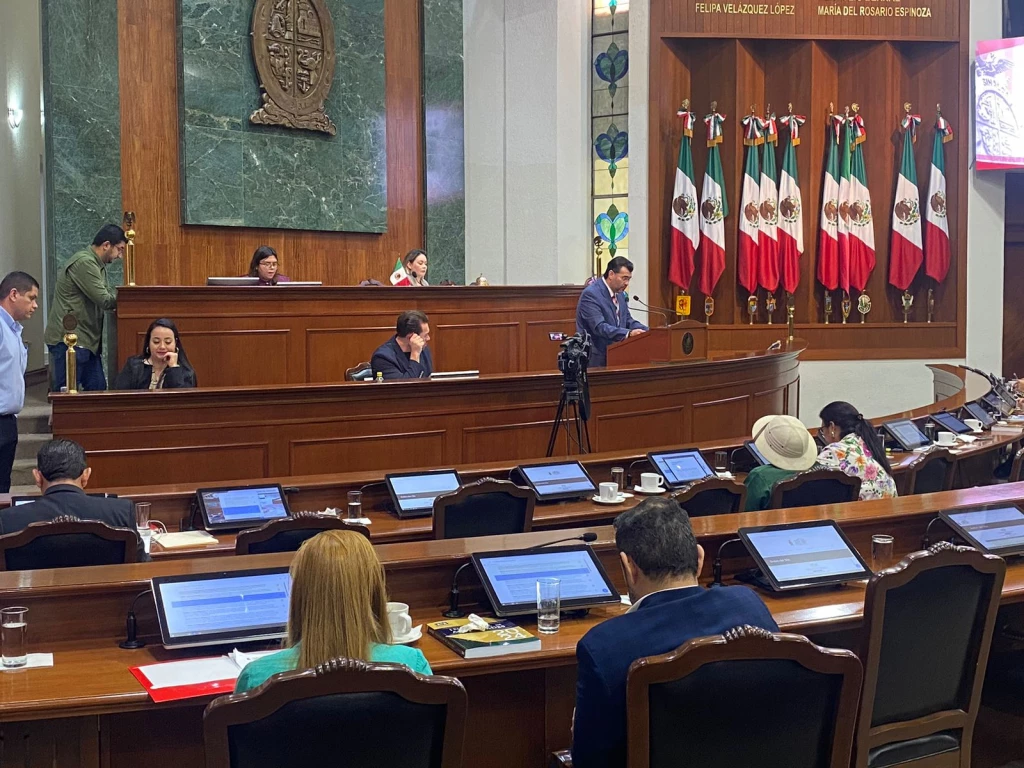 Impulsan diputados crianza positiva en Sinaloa