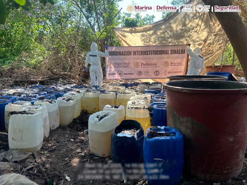 Fuerzas Armadas Federales desmantelan 6 narco-laboratorios y aseguran más de 4 toneladas de metanfetamina en Navolato