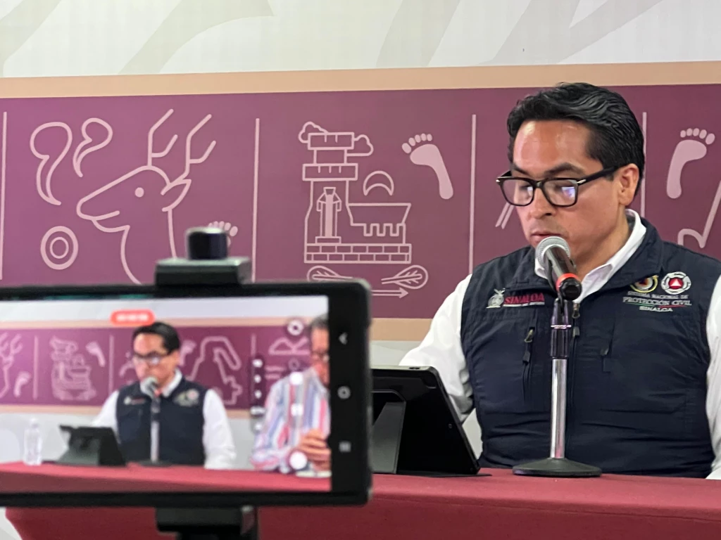 Benefician intensas lluvias a Sinaloa