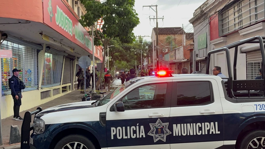 Ataque armado deja dos muertos y dos heridos, entre ellos un payaso, en el centro de Culiacán