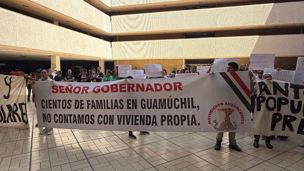 Antorchistas denuncian falta a los compromisos de dependencias estatales