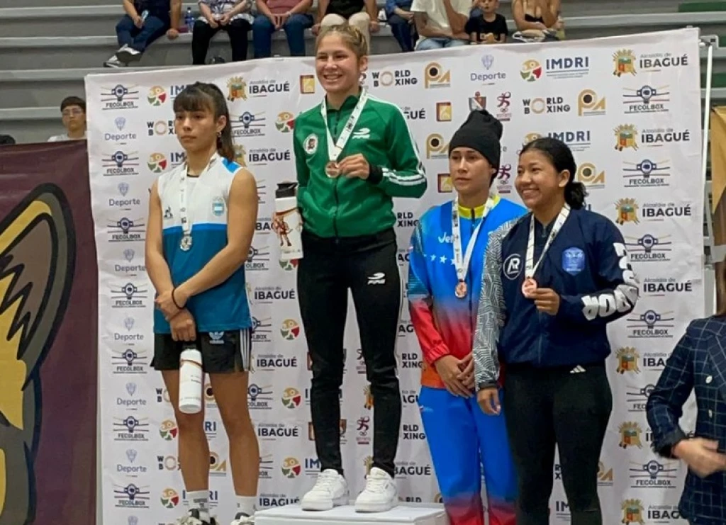 Esmeralda Patiño, se cuelga la medalla de oro en la Copa América de Boxeo de Ibagué