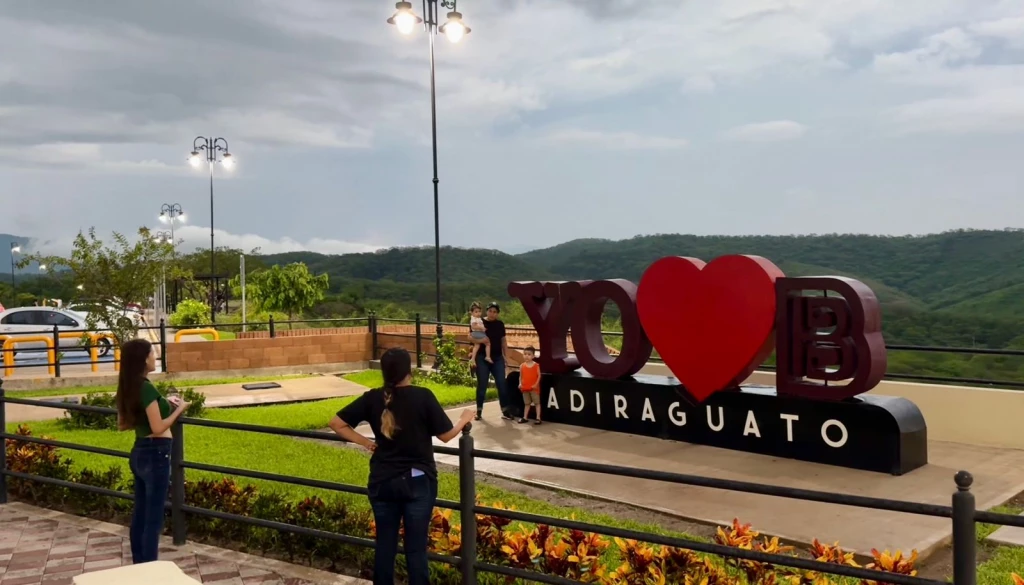 ¡Badiraguato te espera estas vacaciones de verano!