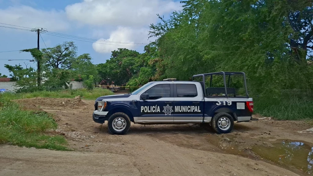 Motociclista derrapa en Mazatlán y pierde su vida