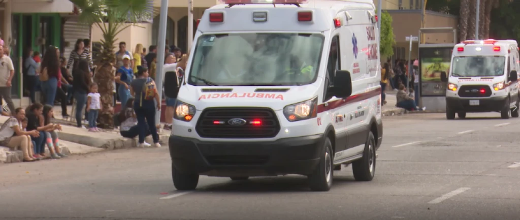 Mujer joven resulta herida por bala perdida en la Sierra de Durango