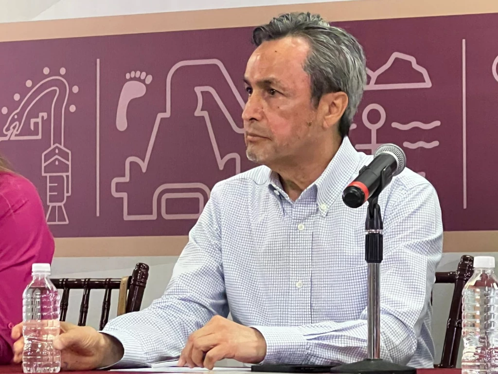 Alito Moreno denuncia a Rubén Rocha ante la FGR