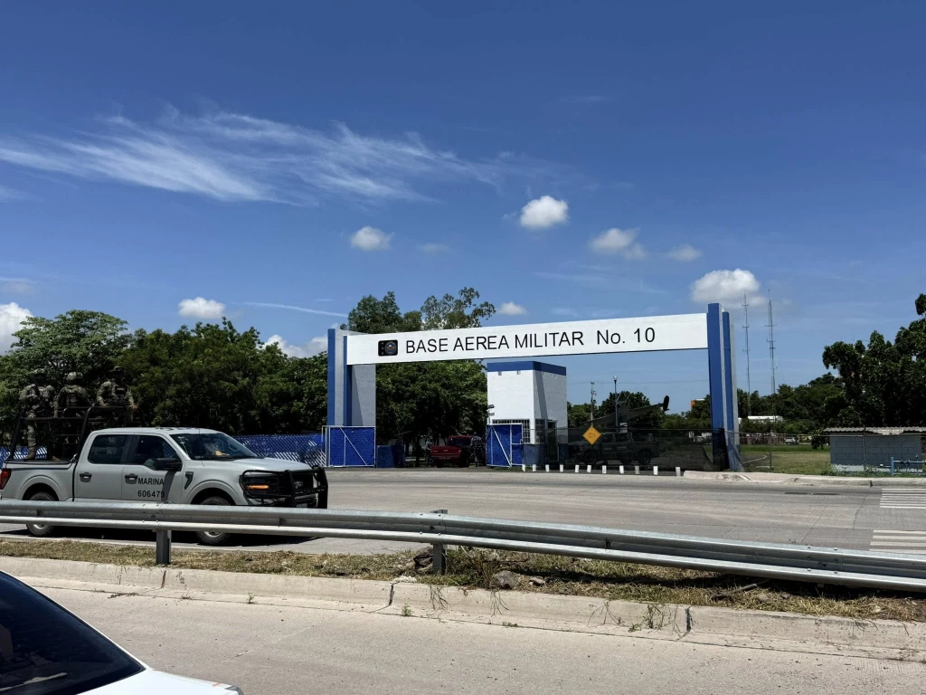 Gobernador de Sinaloa se reúne con el Gabinete de Seguridad Nacional en Culiacán