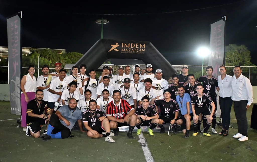 Ikai Boutique se corona campeón de la Liga de Futbol Rápido Cefurmaz
