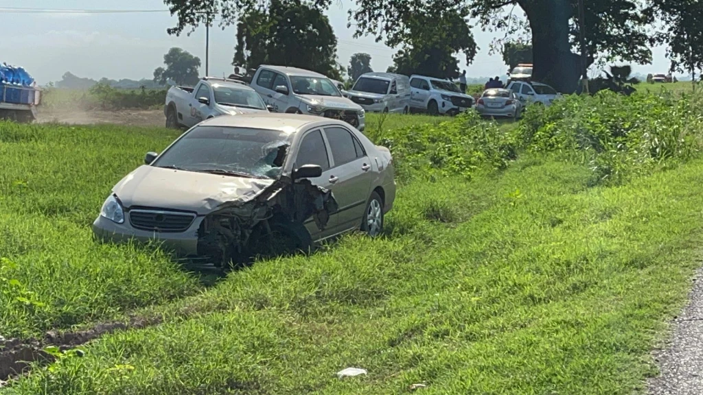 Hombre muere en accidente carretero en Navolato