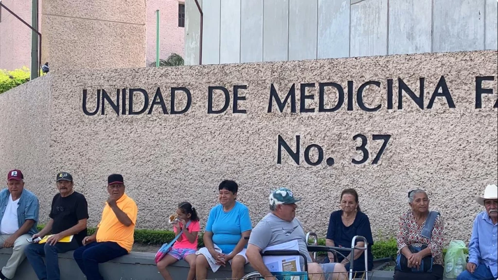¿Cuál es la principal queja de los derechohabientes del IMSS en Los Mochis?