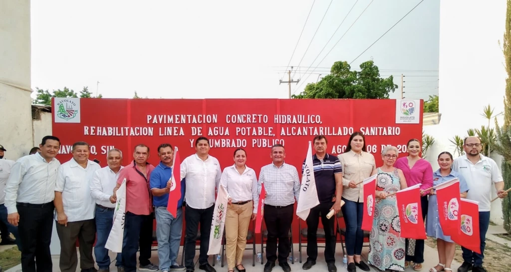 Inicia pavimentación en Navolato en El Rincón