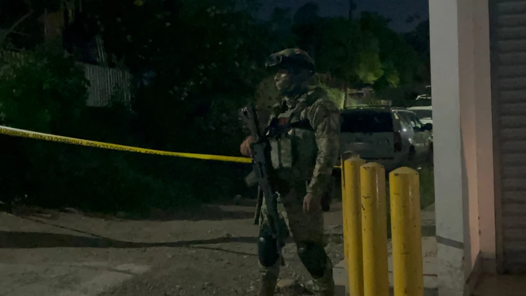 Asesinan a joven a balazos en la colonia Los Huizaches, en Culiacán