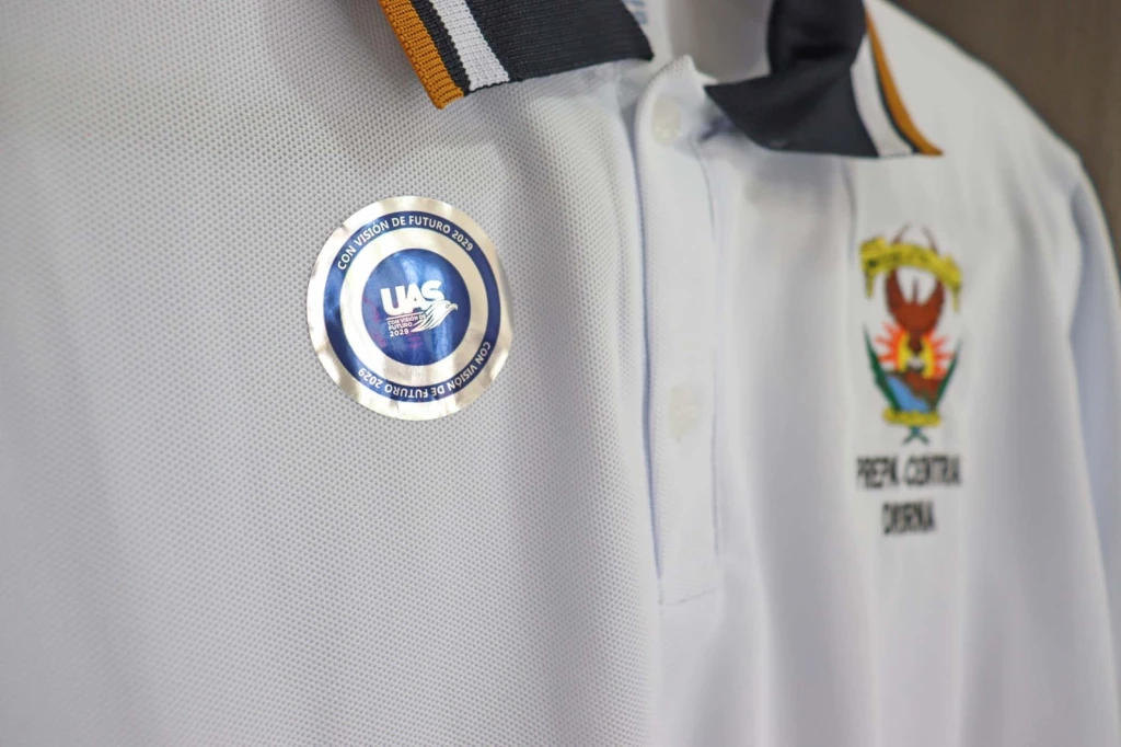 Invita la UAS a adquirir los uniformes oficiales en las Tiendas Universitarias