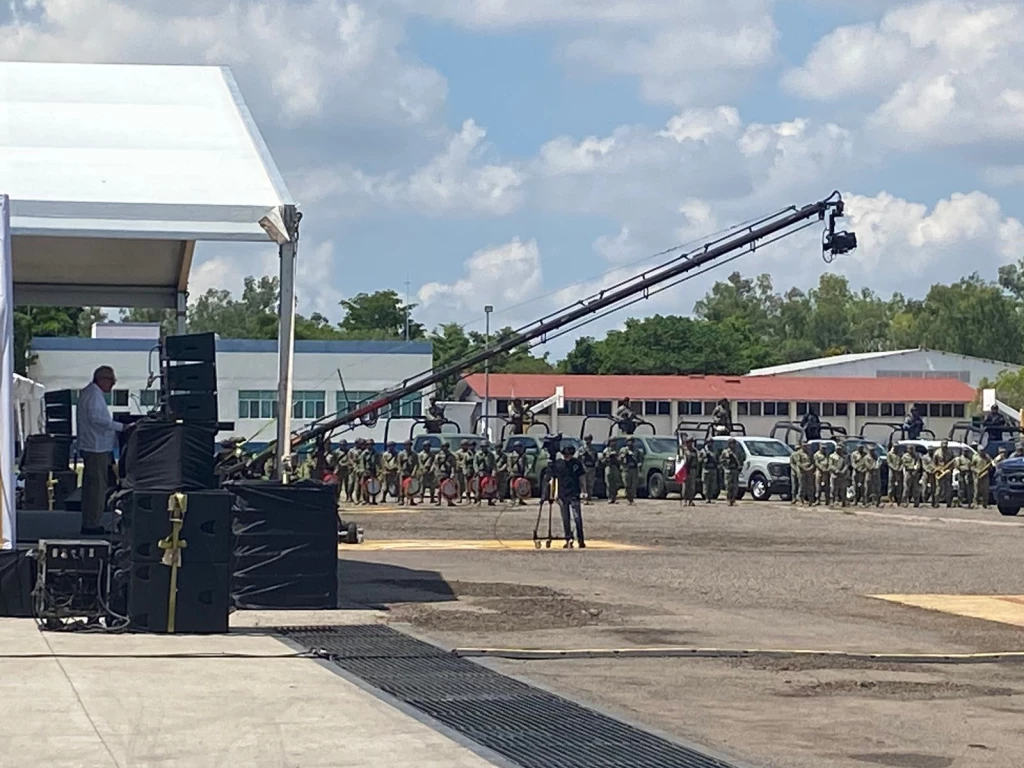 Entrega la SSPyPC patrullas a elementos de seguridad en Sinaloa