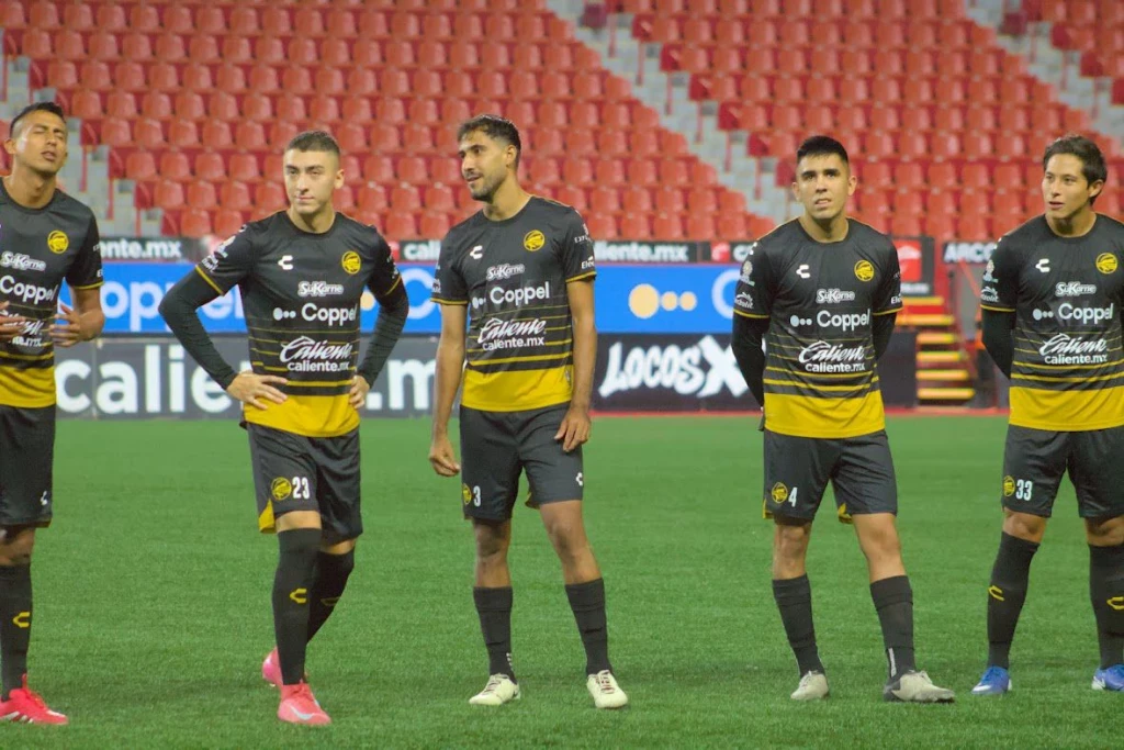 Ruiz Bustillos y Jair Cortés al Once Id