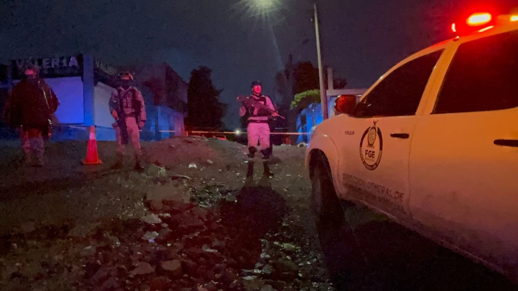 Ejecutan a balazos a un joven en Los Huizaches, al sur de de Culiacán
