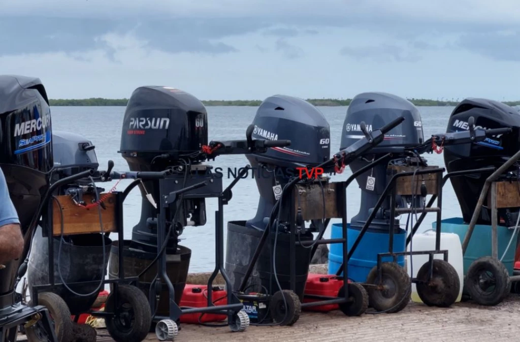 Entregan a pescadores motores marinos y pangas