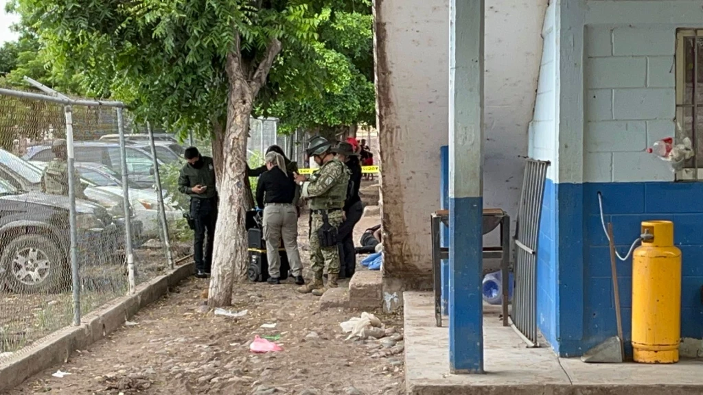 Ejecutan a joven en cuartería del campo Santa Marta, en Navolato