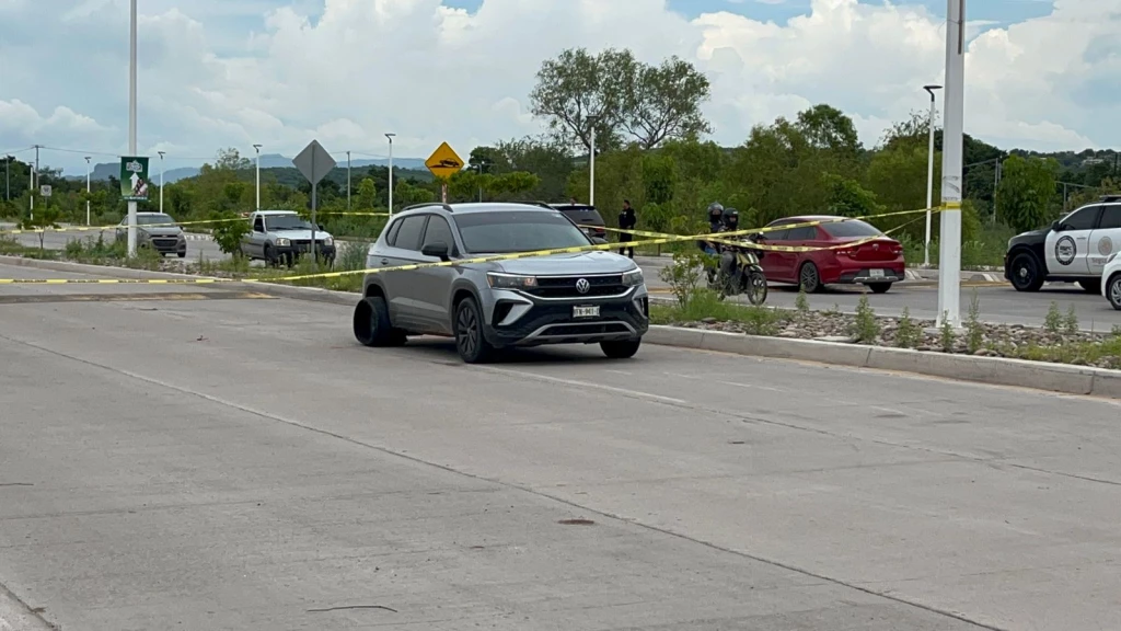 Identifican al joven herido en balacera del Nuevo Malecón de Culiacán