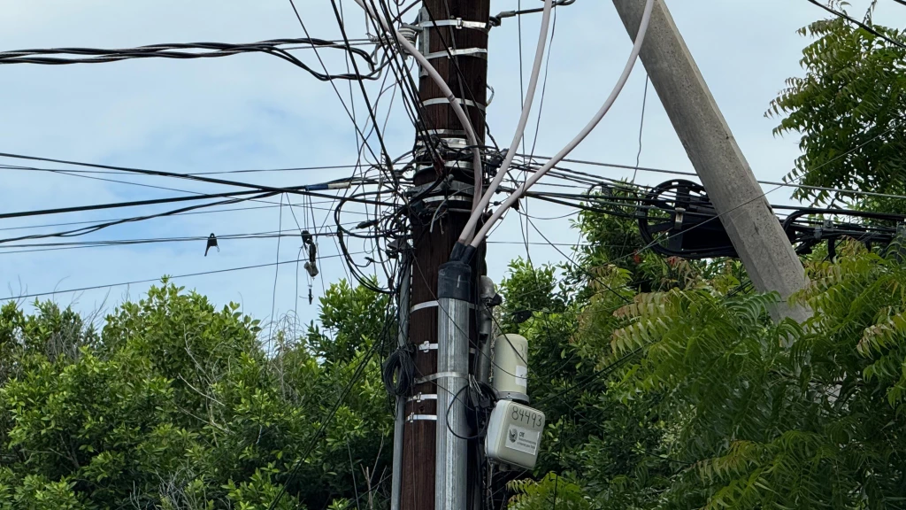 Apagones en Villa Juárez representa una pérdida de mil 400 pesos diarios por abarrote