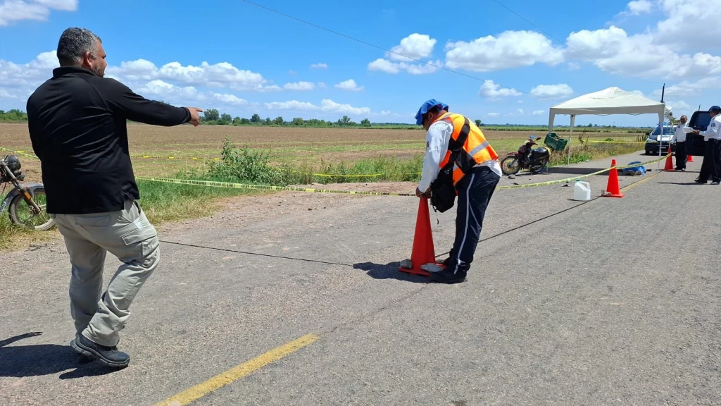 Un muerto y un lesionado tras choque de motocicletas en Navolato