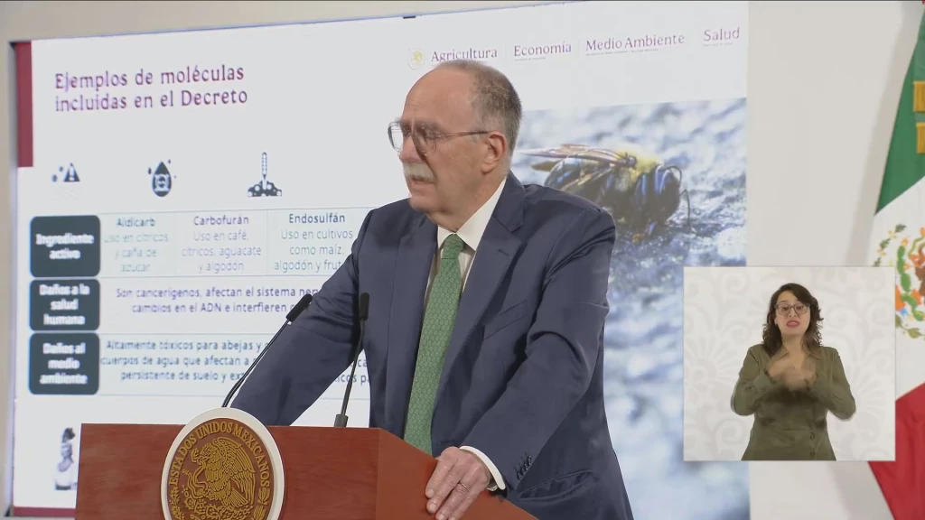 Prohiben el uso de 35 moléculas de plaguicidas
