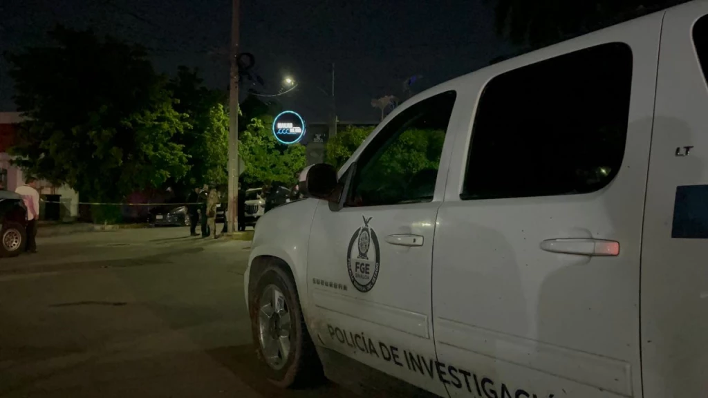A escasos metros de una caseta de policía, ejecutan con arma de fuego a bombero de Culiacán