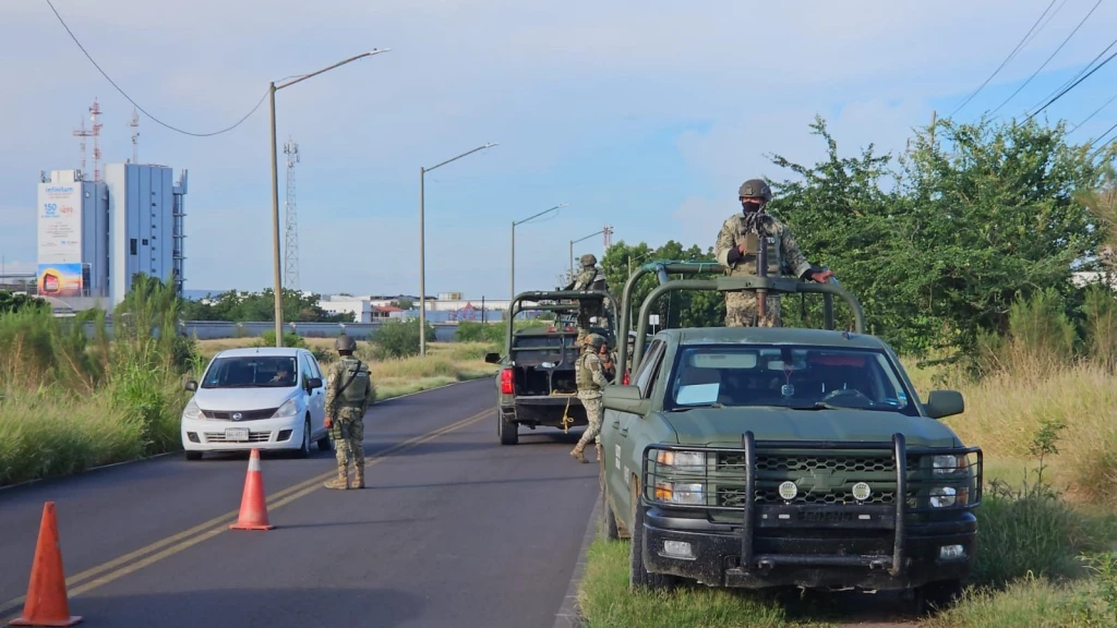 Localizan restos humanos en bolsas en la colonia Recursos, en Culiacán