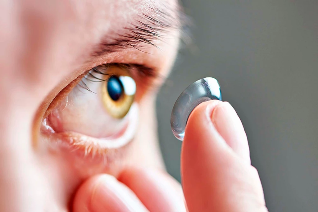 No todas las personas pueden usar lentes de contacto