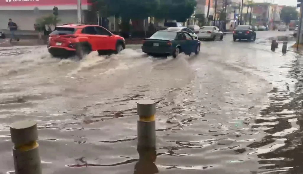 Atienden comunidades afectadas por las lluvias en Ahome y Guasave