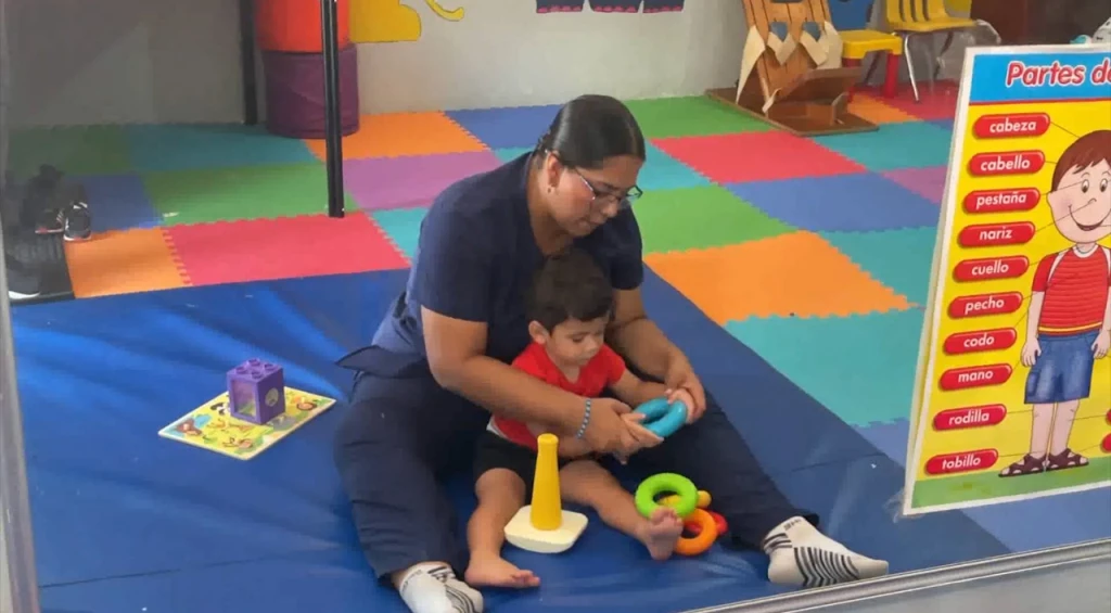 Asociación Padres y Compadres brinda acompañamiento integral para familias en Mazatlán