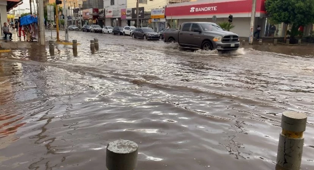 Servicios Públicos espera que disminuyan las lluvias antes de continuar con bacheos
