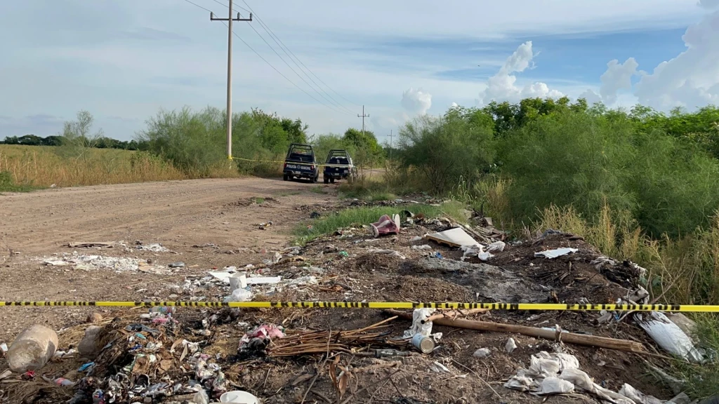 Localizan a hombre ejecutado con narcomensaje en Navolato
