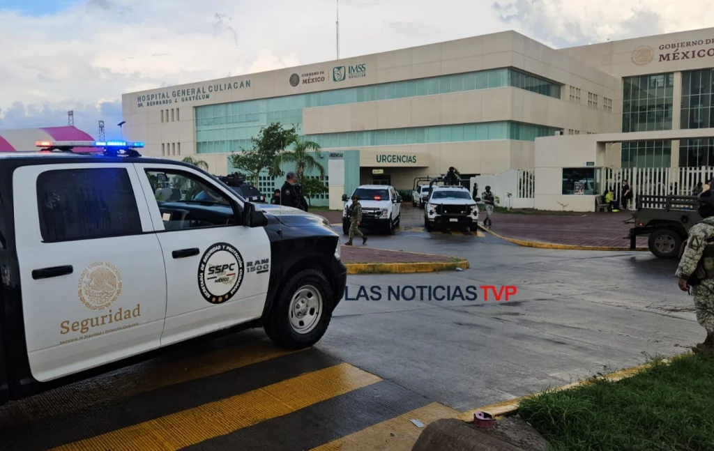 Detienen a mujer disfrazada de enfermera en el  Hospital General de Culiacán, portaba una pistola