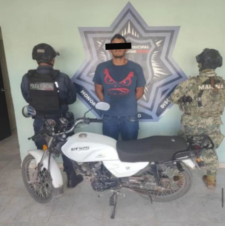 Detienen a presunto responsable de robo con violencia en Cajeme y recuperan vehículo robado  