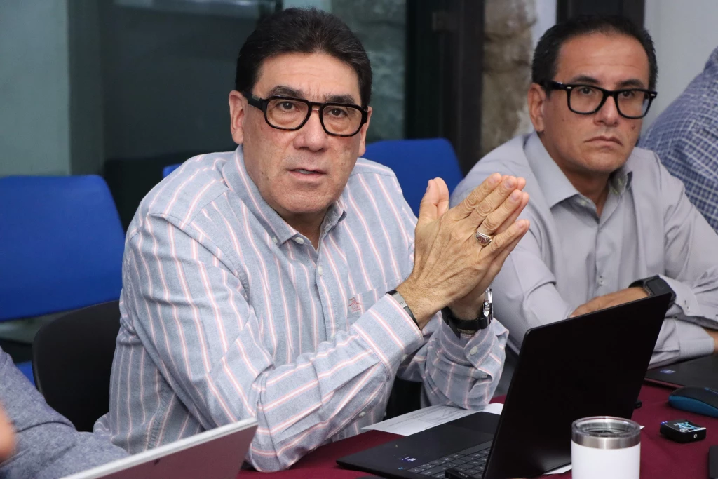 Anuncian modernización del transporte en Nogales 