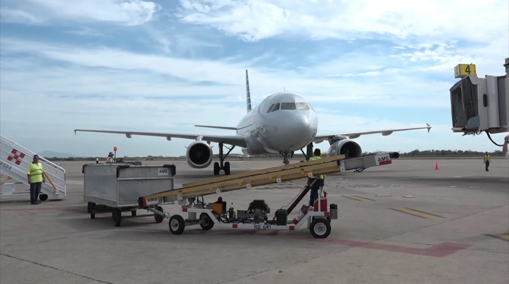 Refuerzan conectividad aérea y se consolida temporada alta de turismo en Mazatlán