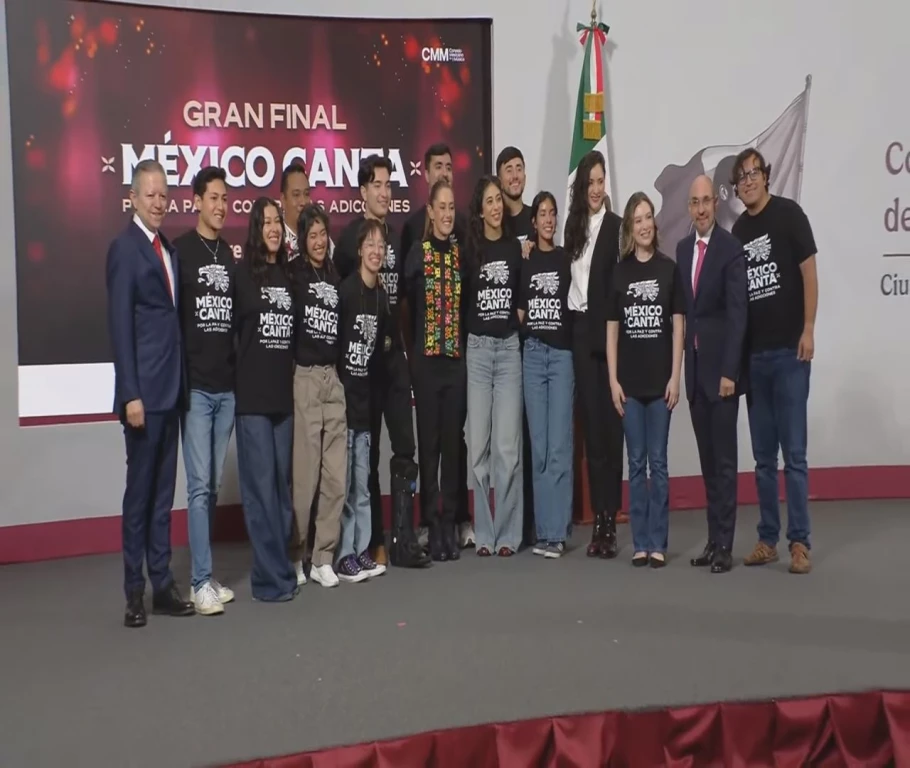 México canta, llega a la final