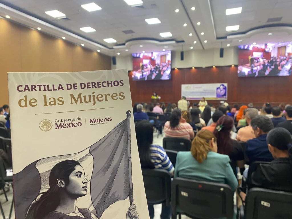Presentan Cartilla de los Derechos de las Mujeres en Sinaloa