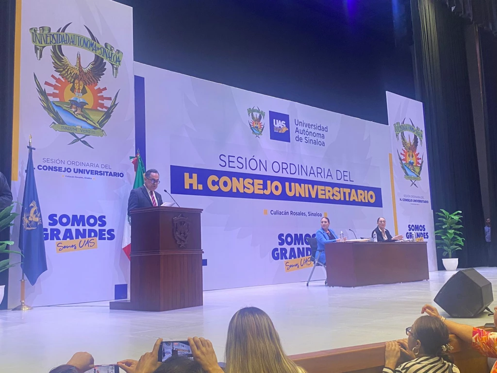 13 mil 600 universitarios a favor de la Reingenieria Integral