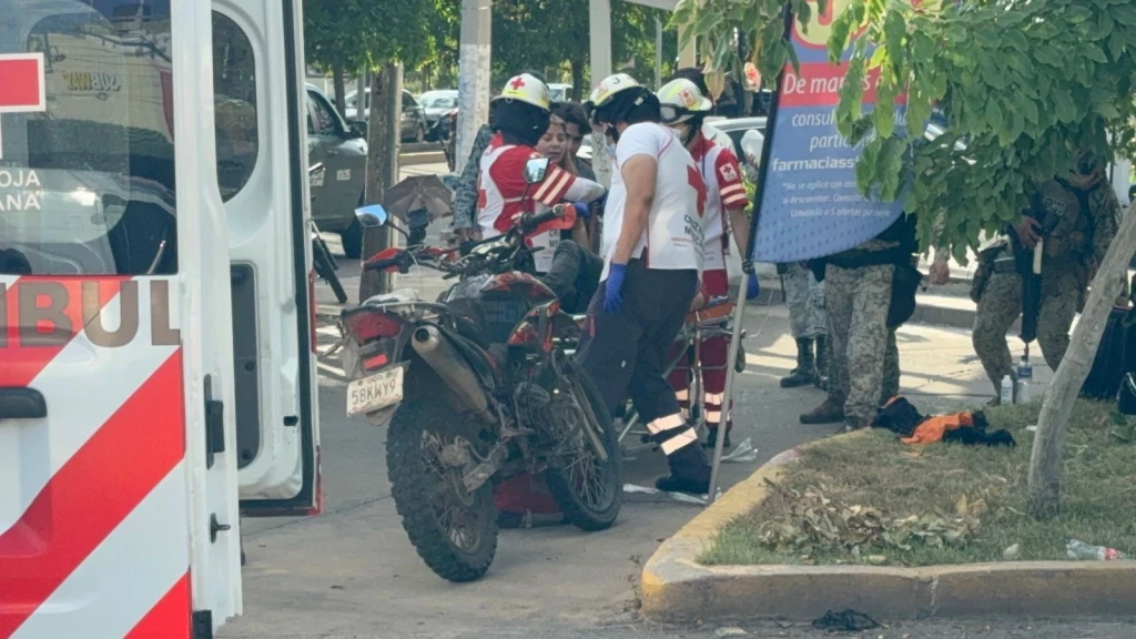 Balean a repartidor tras intentar despojarlo de su motocicleta en Villa Universidad, en Culiacán