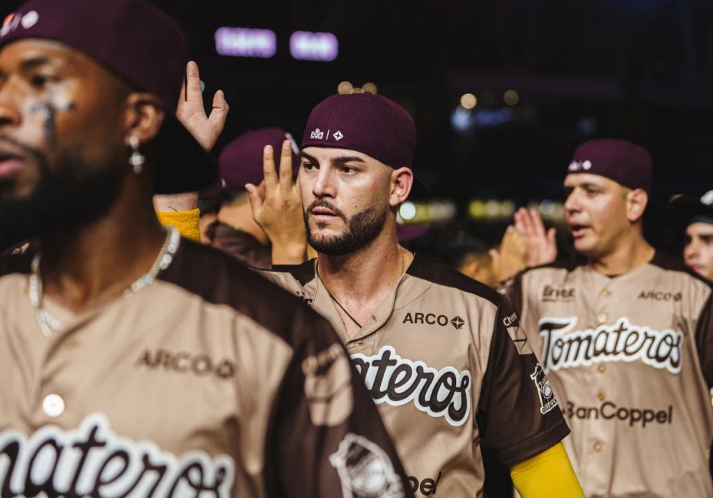 Tomateros viene de atras y vence 6-5 a Algodoneros
