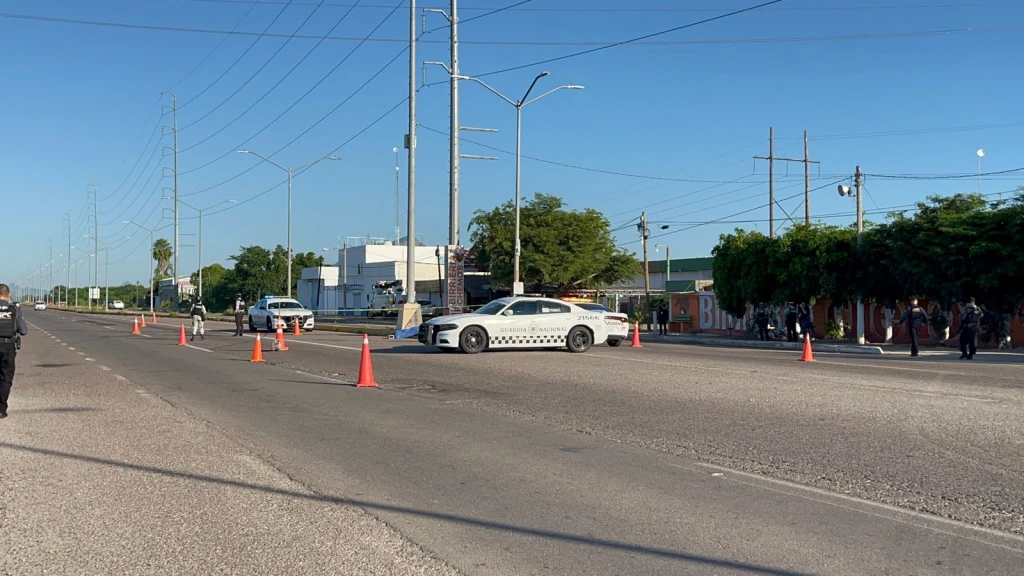 Localizan a dos hombres asesinados sobre la carretera Culiacán–Los Mochis