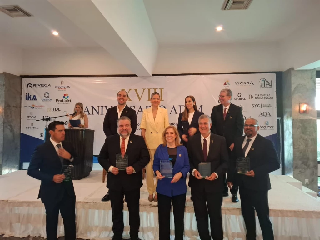 Celebran 18º aniversario de la ADIM en Mazatlán
